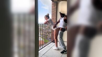 MikeWilliams - London+Balcony+Facial+with+Samantha