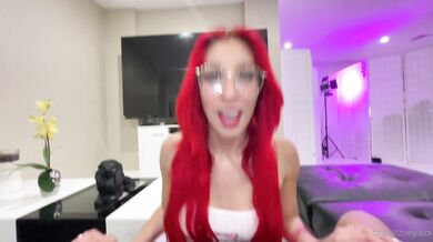 Zoeydigiacomo, Horny Girlfriend With Glasses Gets Fucked On The Couch Onlyfans Video Leaked