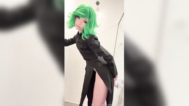 Pockycats, Hony Tatsumaki Fucking A Rainbow Wall Dildo Onlyfans Video Leaked