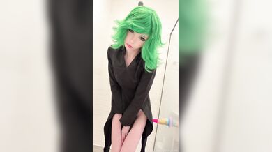 Pockycats, Hony Tatsumaki Fucking A Rainbow Wall Dildo Onlyfans Video Leaked