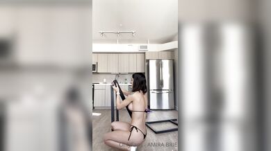 Amira Brie, Hot Caucasian Building Furniture In Slingkini Onlyfans Video Leaked
