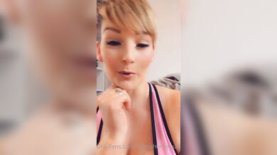 Hannah Brooks, Showing Off Her Sexy Sharp High Heels Onlyfans Video Leaked