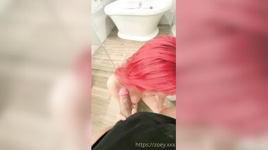 Zoeydigiacomo, Blowjob And Facial In The Bathroom Onlyfans Video Leaked