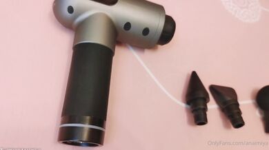 Anaimiya, Asian Girl Masturbates With Vibrator Gun Onlyfans Video Leaked