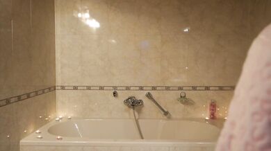 Virtual Geisha, Horny Asian Babe Wax Play In Bathtub Onlyfans Video Leaked