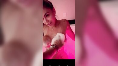 Rangel Carlos, Brazilian Babe Teasing In The Jacuzzi Onlyfans Video Leaked