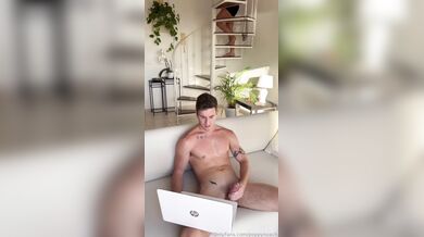 Poppyandzach, Catching Husband Jerking Off To Our Sextape Onlyfans Video Leaked