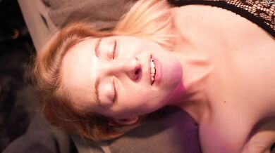 BeckyChase - Lovely Creampie For Hotwife