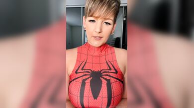 Hannah Brooks, Spider-Girl Fucking A Hulk Dildo Onlyfans Video Leaked