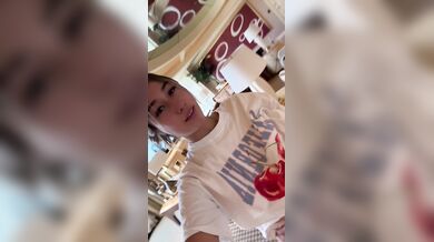 Ppwyang, Hot Asian Babe Teasing In The Hotel Onlyfans Video Leaked