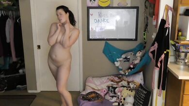 Tigger Rosey, Naked Dance Teasing On Livestream Onlyfans Video Leaked