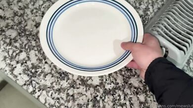 Mewslut, Paying For Boyfriends Debt With A Sloppy Blowjob Onlyfans Video Leaked