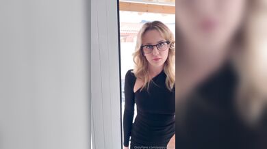 Poppyandzach, Fucking In High Heels And Glasses Onlyfans Video Leaked