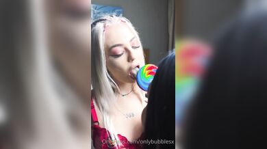 Onlybubblesx, Sensual Lesbian Teasing With Lollipop Onlyfans Video Leaked