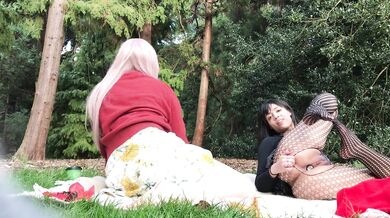 Virtual Geisha, Two Lesbian Chicks Masturbation During Picnic Onlyfans Video Leaked