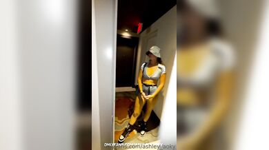 Ashley Aoky, Sexy Package Delivery Girl Gets Pounded By BBC Onlyfans Video Leaked