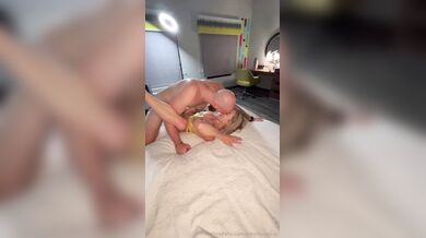 Heidi-Jo-Fit, ModernGomorrah, PlayHouseVIP, Cuckold Husband Getting His Cheating MILF Hotwife Ready For Fucking Her First BBC Onlyfans Video Leaked