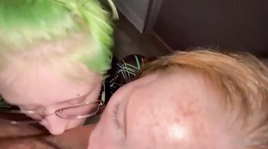 Altbeyx, AliceBey, Alt Girl FFM Threesome POV Blowjob Sextape Onlyfans Video Leaked