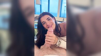 Arikytsya, Girthmasterr, Sexy Fit Teen Cumming On BWC While Riding It Onlyfans Video Leaked