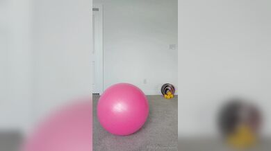 Alinity, Sexy Teen Nude Yoga Ball Session Onlyfans Video Leaked