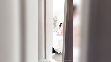 HulkAndIsa, Dakota Lyn, Fit Teen Babes BGG Threesome POV Sextape Onlyfans Video Leaked