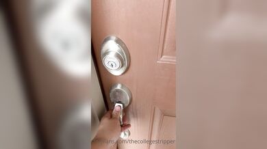 Mia Monroe, TheCollegeStripper, Catching Thicc Babe Watching Porn Onlyfans Video Leaked