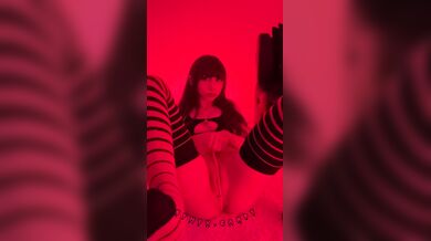 Nymph_Candy, Finger Licking Good Solo Orgasm Onlyfans Video Leaked