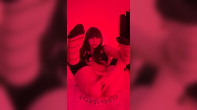Nymph_Candy, Finger Licking Good Solo Orgasm Onlyfans Video Leaked