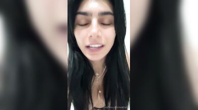 Mia Khalifa, After Shower Red Dress Try On PPV Onlyfans Video Leaked