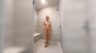 Csblondebombshell, Squirting All Over The Bathroom Floor Onlyfans Video Leaked