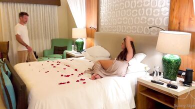 SunnySkye, Valentines Day Creampie Onlyfans Video Leaked