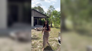 Emily Rinaudo, Female Realtor With Big Booty Gets Pounded by New Home Owner Onlyfans Video Leaked