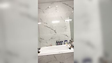 Mia Khalifa, Post Shower Tease Onlyfans Video Leaked