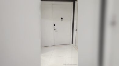 Jadeteen, Letting The Delivery Guy Creampie Her Onlyfans Video Leaked