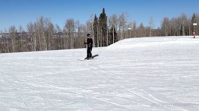 Eva Elfie, Sneaky Ski Resort Outdoor Blowjob And Creampie Onlyfans Video Leaked