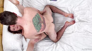 SunnySkye, Horny Couple Creampie Sextape Onlyfans Video Leaked