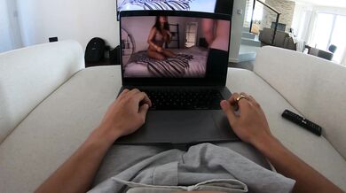 Isla Summer, Caught Watching Porn Onlyfans Video Leaked