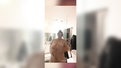 Lexi Cayla, BBW Babe Shower Tease Onlyfans Video Leaked