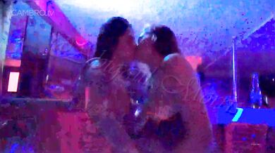 Abigaiil Morris, Swinger Bar Random Girl Kissing Onlyfans Video Leaked